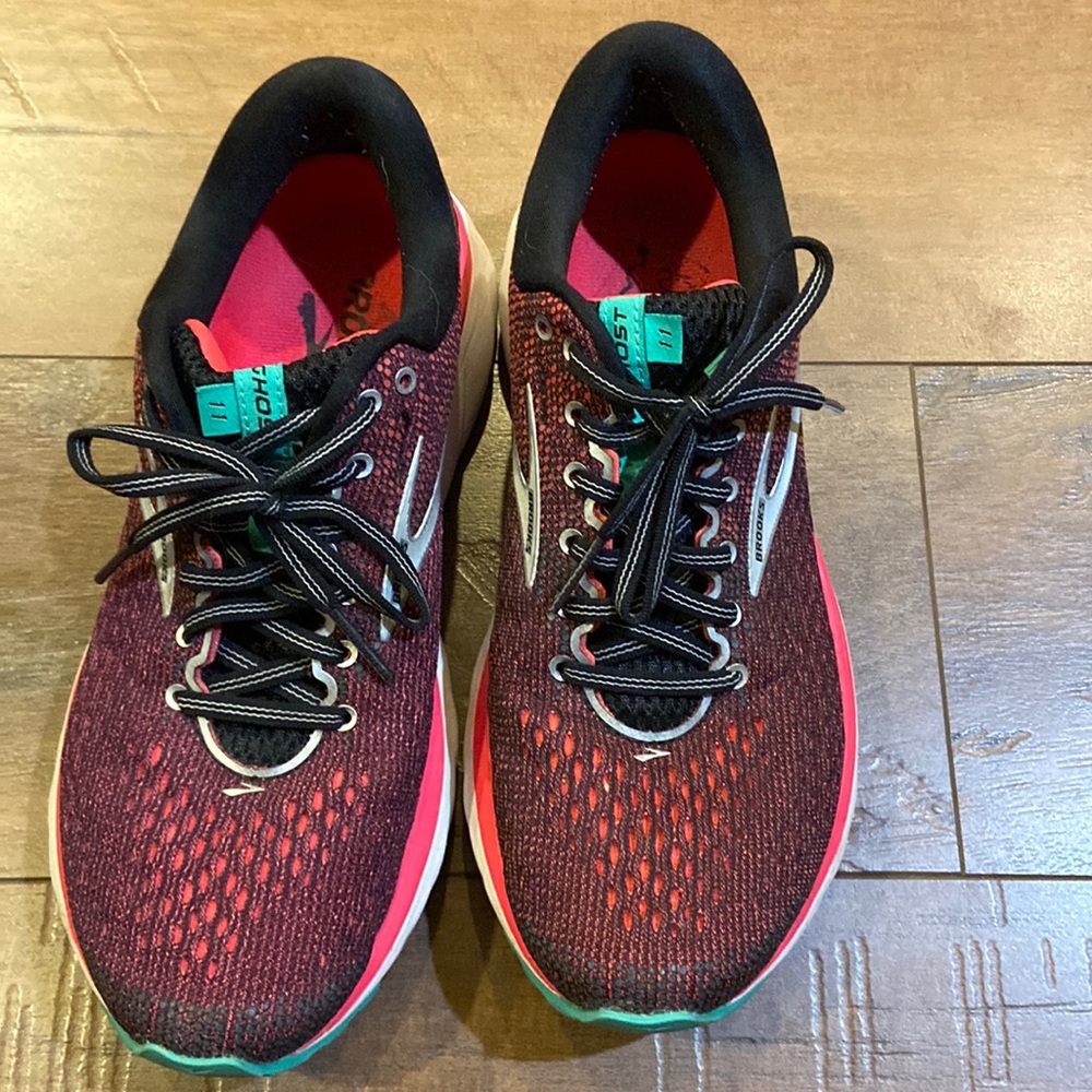 Brooks Ghost 11 size 9.5 great condition